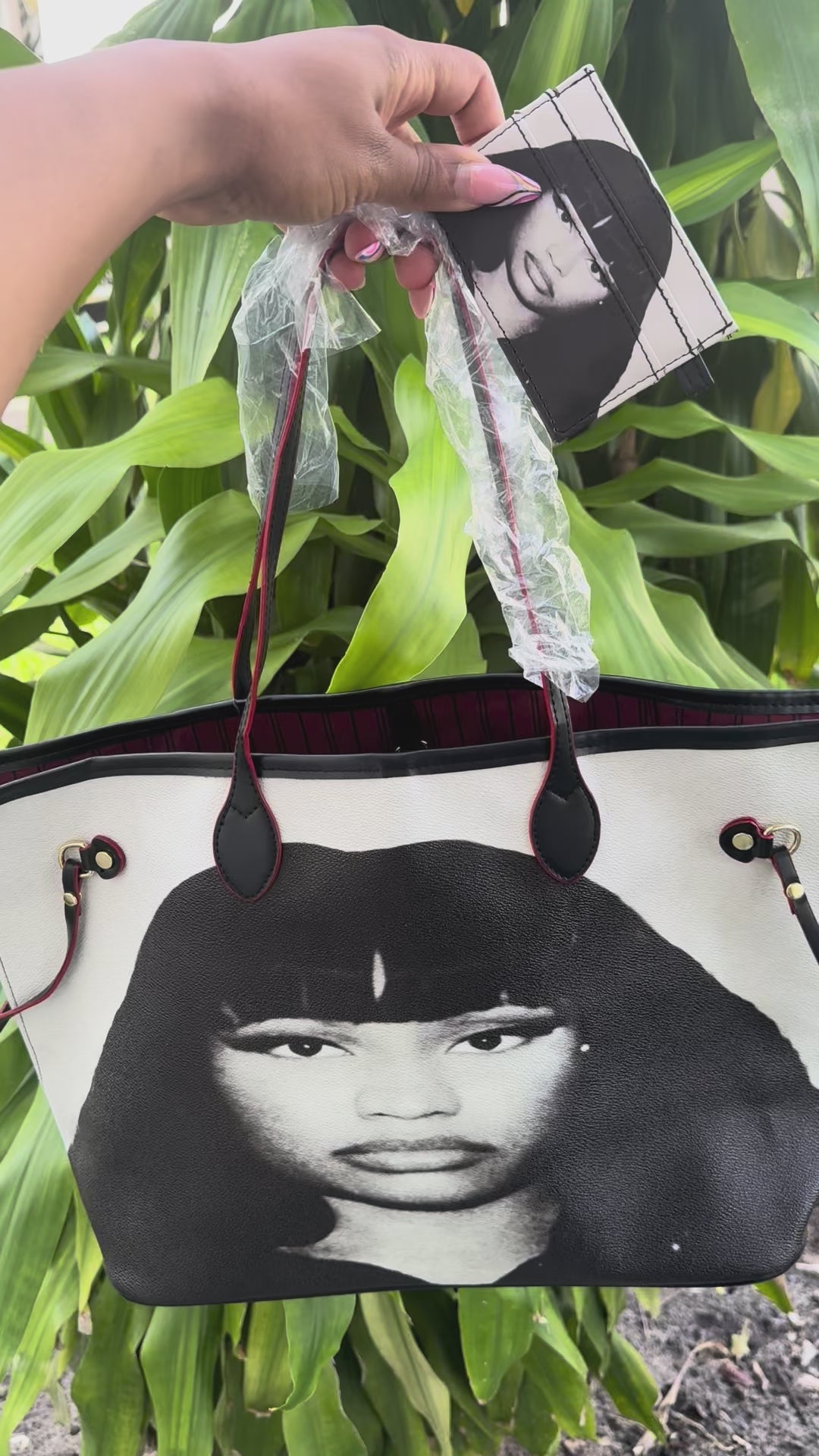 Nicki M tote OnHand